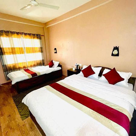 Hotel Tree Tops Саураха Экстерьер фото